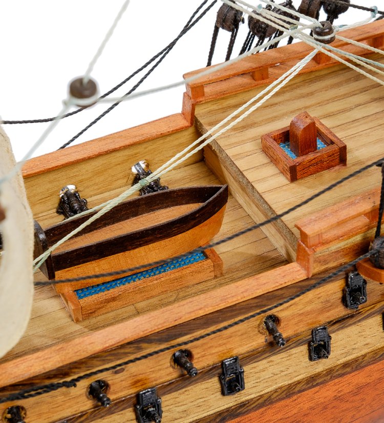 Модель корабля Ингерманланд, фото палубы