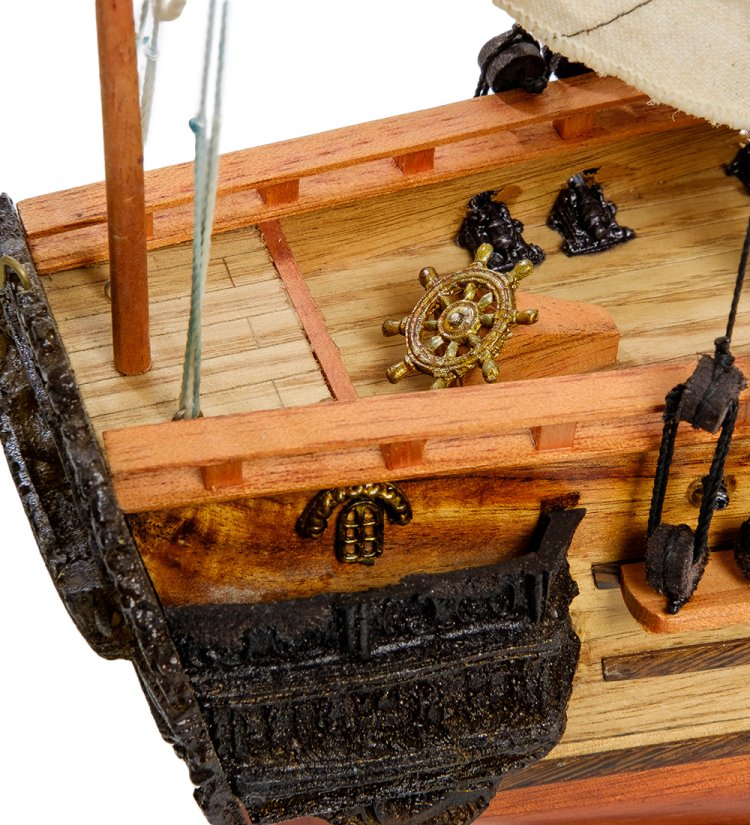 Модель корабля Ингерманланд, фото сзади