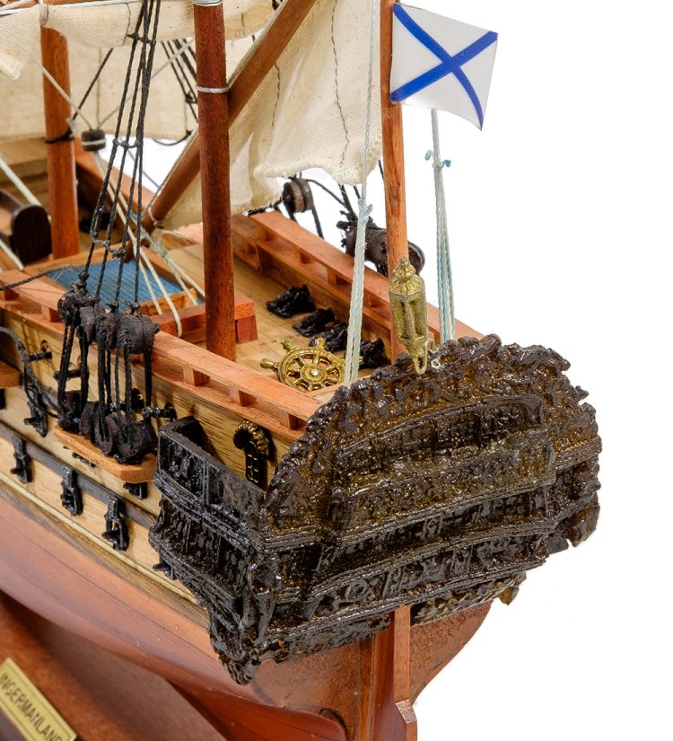 Модель корабля Ингерманланд, фото корпуса