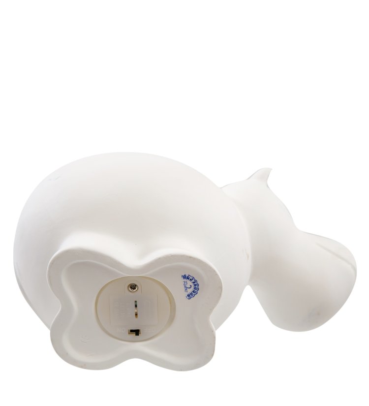 Статуэтка из фарфора с подсветкой Белый Бегемот Pavone JP-186/ 5, фотография снизу