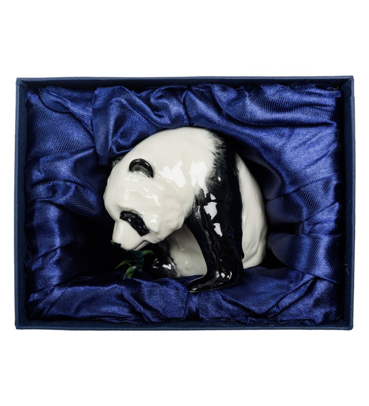 Фарфоровая статуэтка Панда с бамбуком Pavone JP-800/19, фотография в упаковке