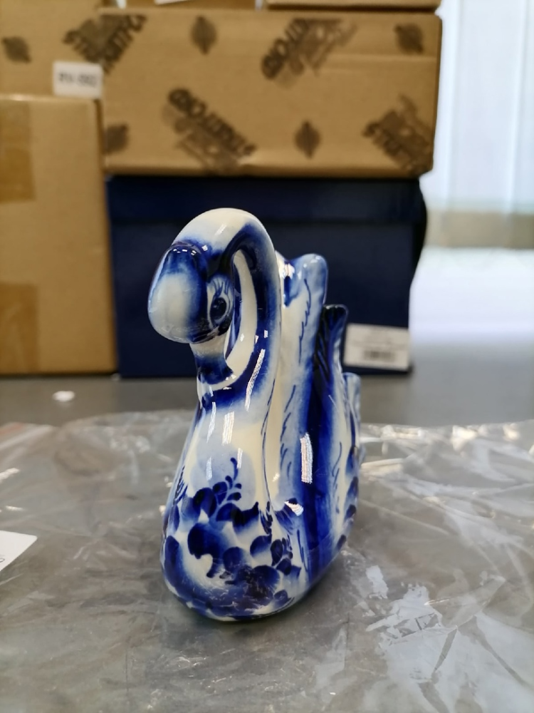 Статуэтка Лебедь Голубая гжель ГЛ-617, фото со склада вид профиль