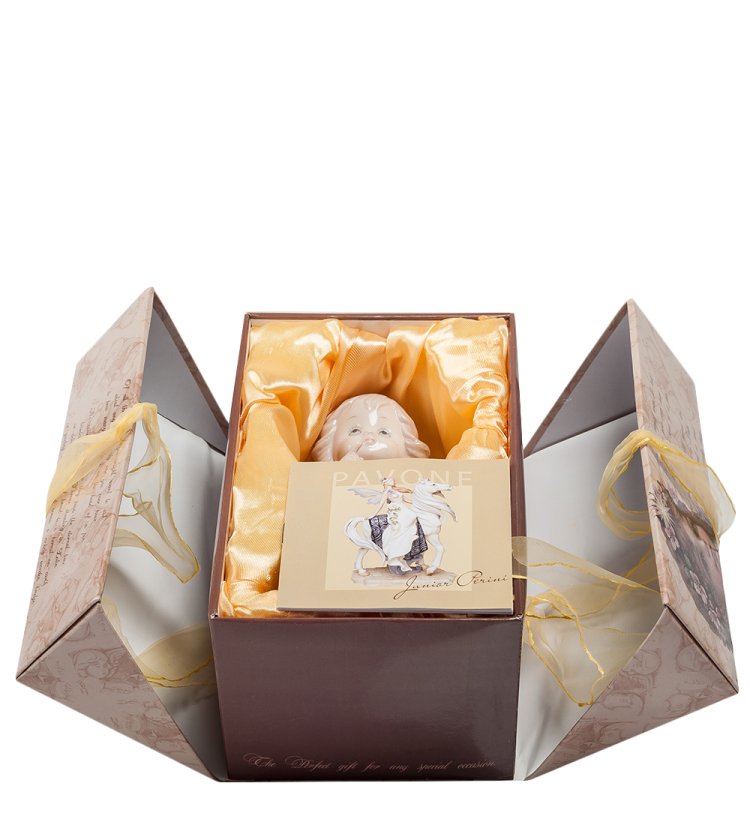 Статуэтка из фарфора Ангелочек девочка Pavone JP-05/ 1, фотография в упаковке