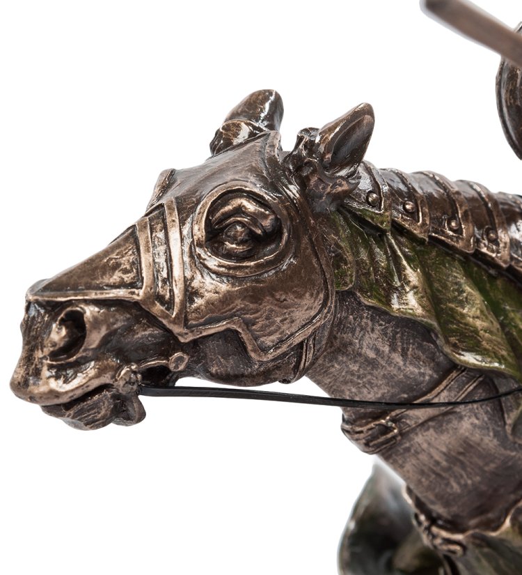 Статуэтка Молниеносный Рыцарский турнир Veronese WS-499/ 1, увеличенный вид коня