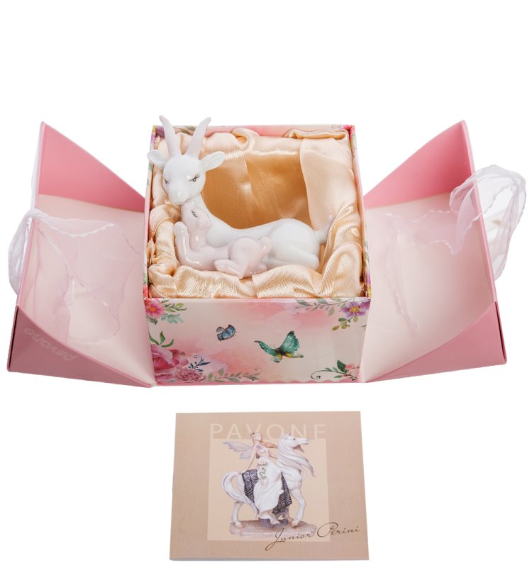 Статуэтка из фарфора Мама коза с маленьким козленком Pavone JP-71/ 4, упаковочный вид