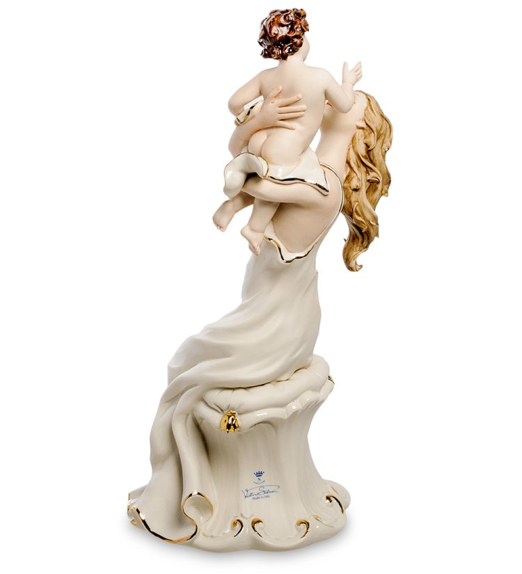 Статуэтка Мать подкидывает ребенка Sabadin Vittorio SV- 106, фото с боку