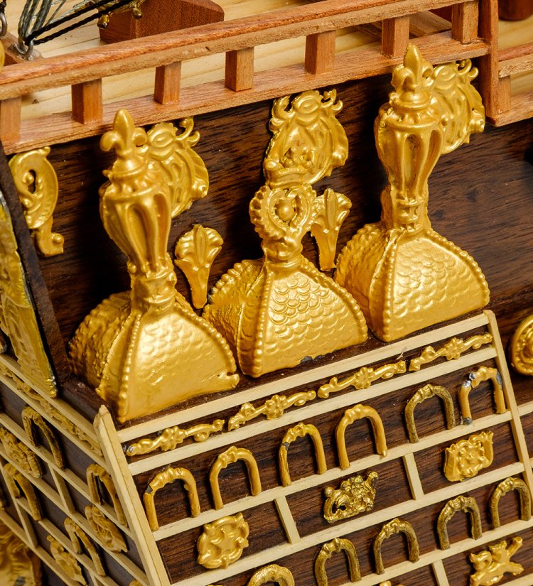 Модель британского корабля Sovereign of the seas 1637 г. фото декораций