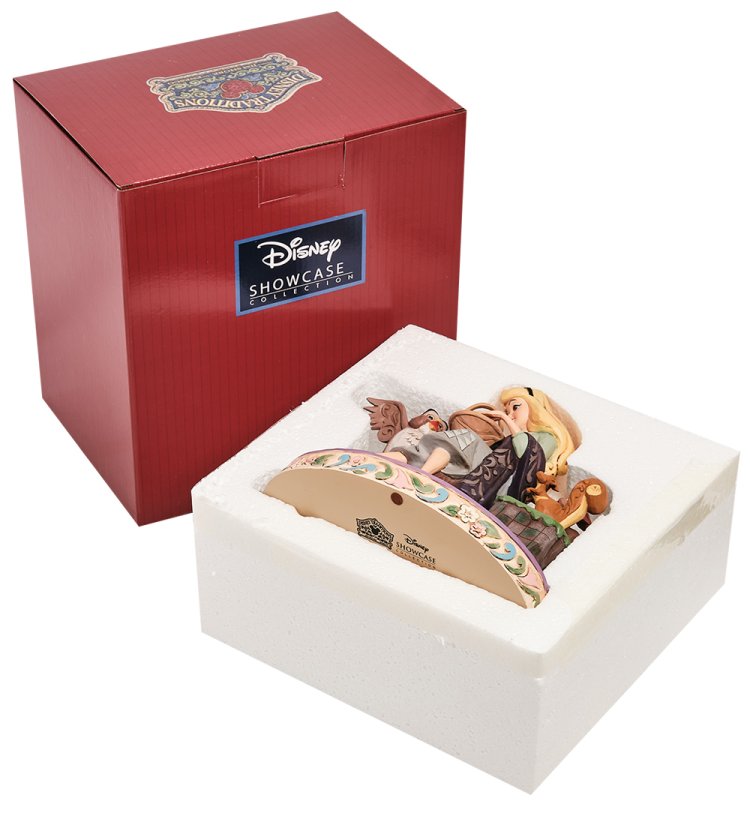 Статуэтка Спящая красавица с жителями леса Disney Traditions 906748, упаковочный вид