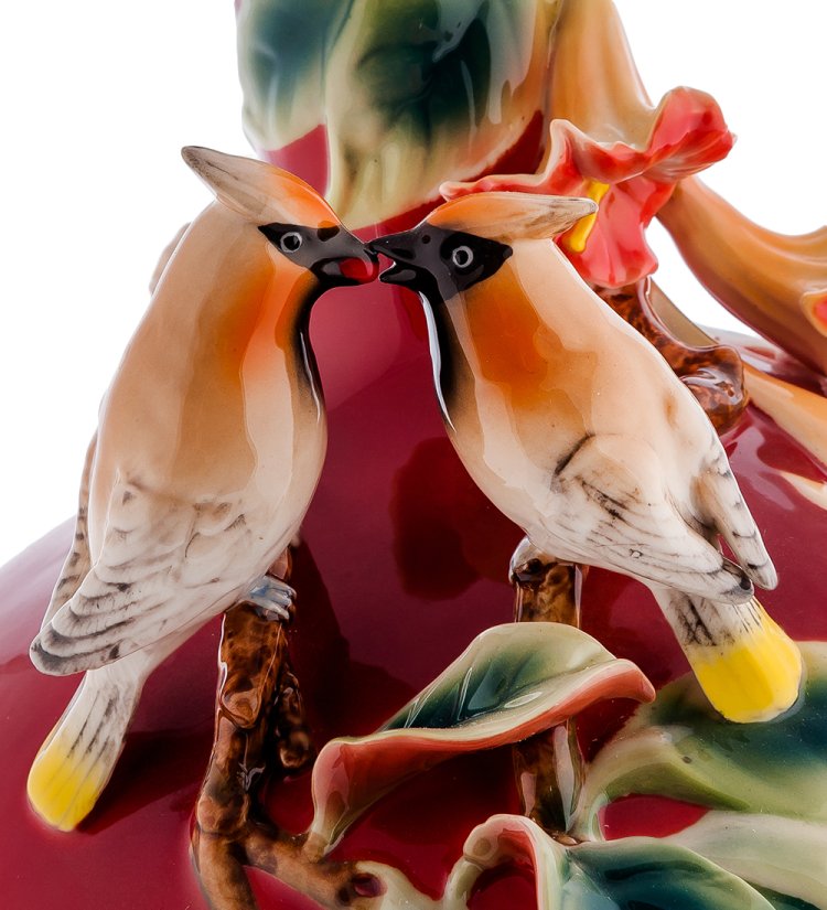 Ваза из фарфора Цветы Дурмана Pavone FM-51, фотография крупным планом