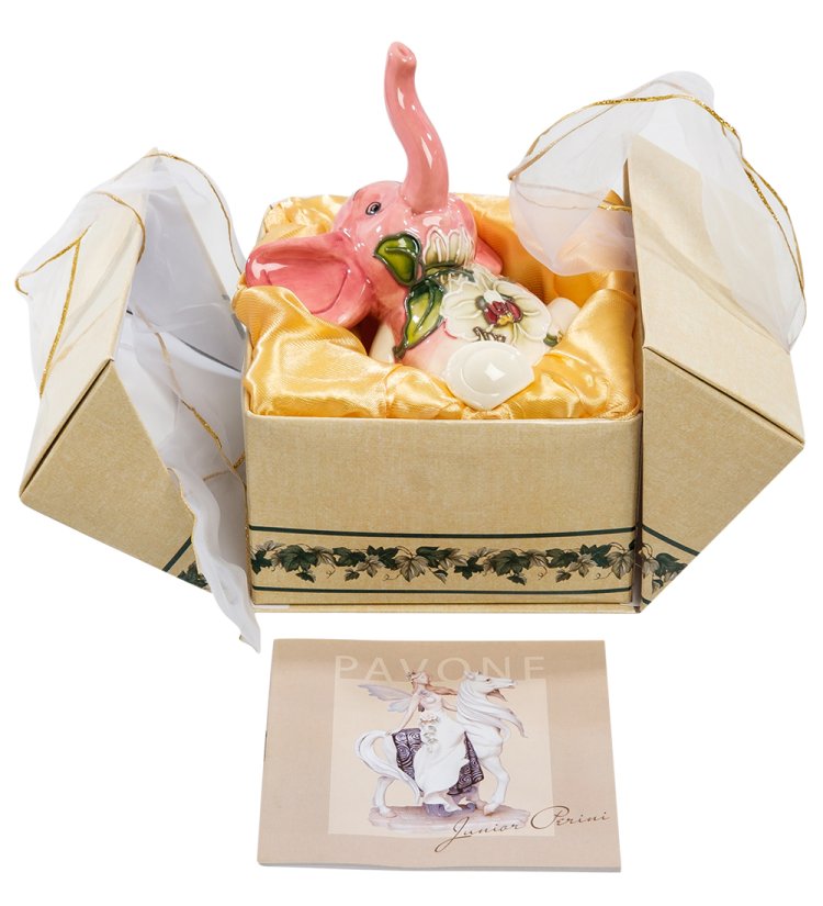 Фигурка из фарфора Розовый Слоник с поднятым хоботом Pavone JP-44/ 8, фотография в упаковке