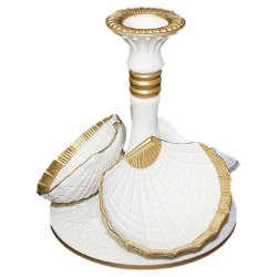 Подсвечник из фарфора с ракушками