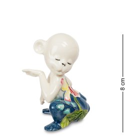 Статуэтка из фарфора Обезьяна синяя, роспись с цветами