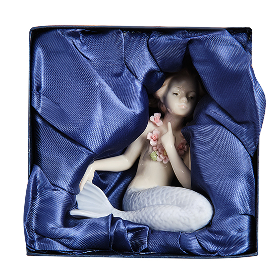 Фигурка из фарфора Юная Русалка Pavone JP-17/ 6, упаковочный вид