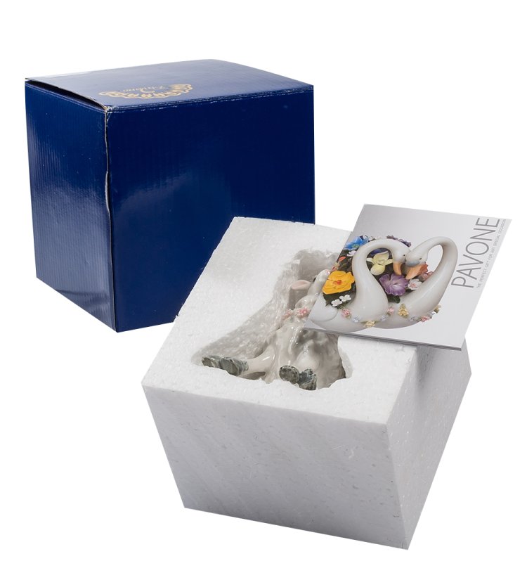 Фигурка из керамики сидящая Овечка Pavone CMS-15/49, фотография в упаковке