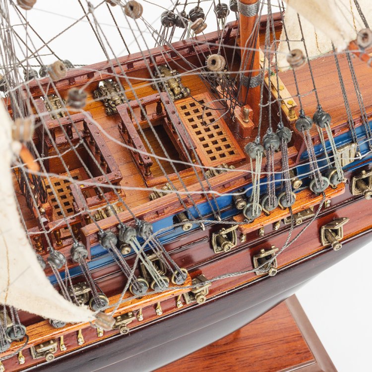 Модель корабля Трех Иерархов