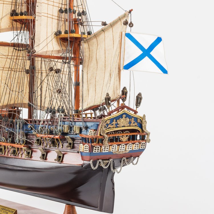 Модель корабля Трех Иерархов