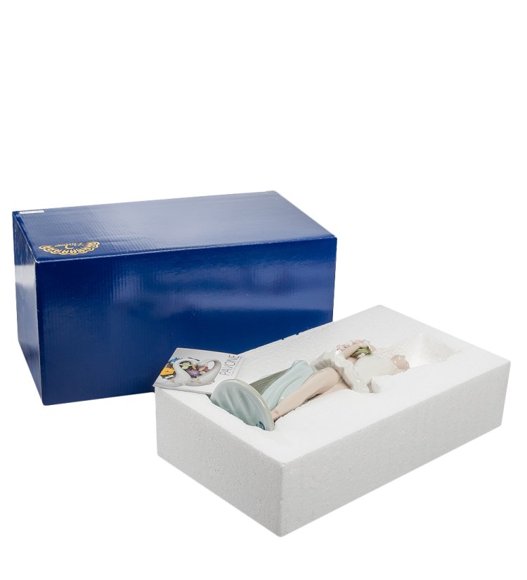 Статуэтка из фарфора Прима-балерина Pavone CMS-19/25, фотография в упаковке