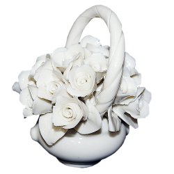 Статуэтка из фарфора декоративная корзина с Розами