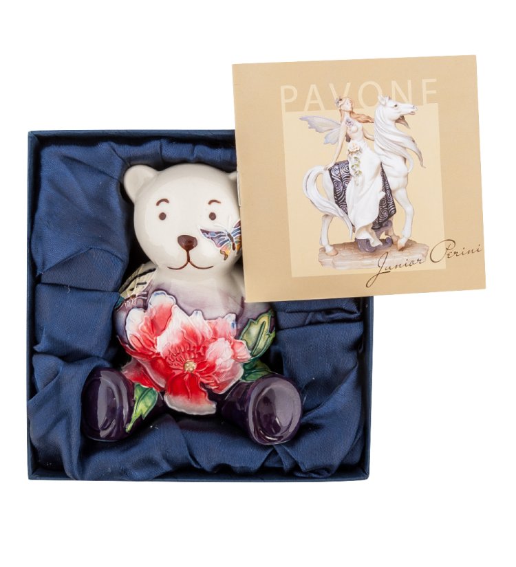 Фигурка из фарфора Медвежонок с красным цветком Pavone JP-247/32, фотография в упаковке