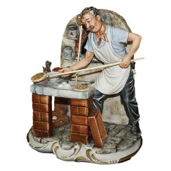 Статуэтка из фарфора Пиццайоло