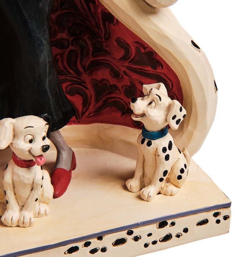 Статуэтка Круэлла Де Виль - 101 Далматинец Disney Traditions, увеличенный вид деталей