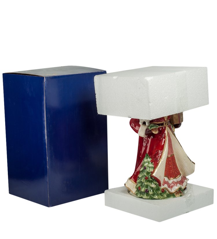 Статуэтка из керамики Дед Мороз с подарком и зайцем