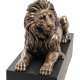 Статуэтка Лев на платформе Veronese WS-851, вид спереди